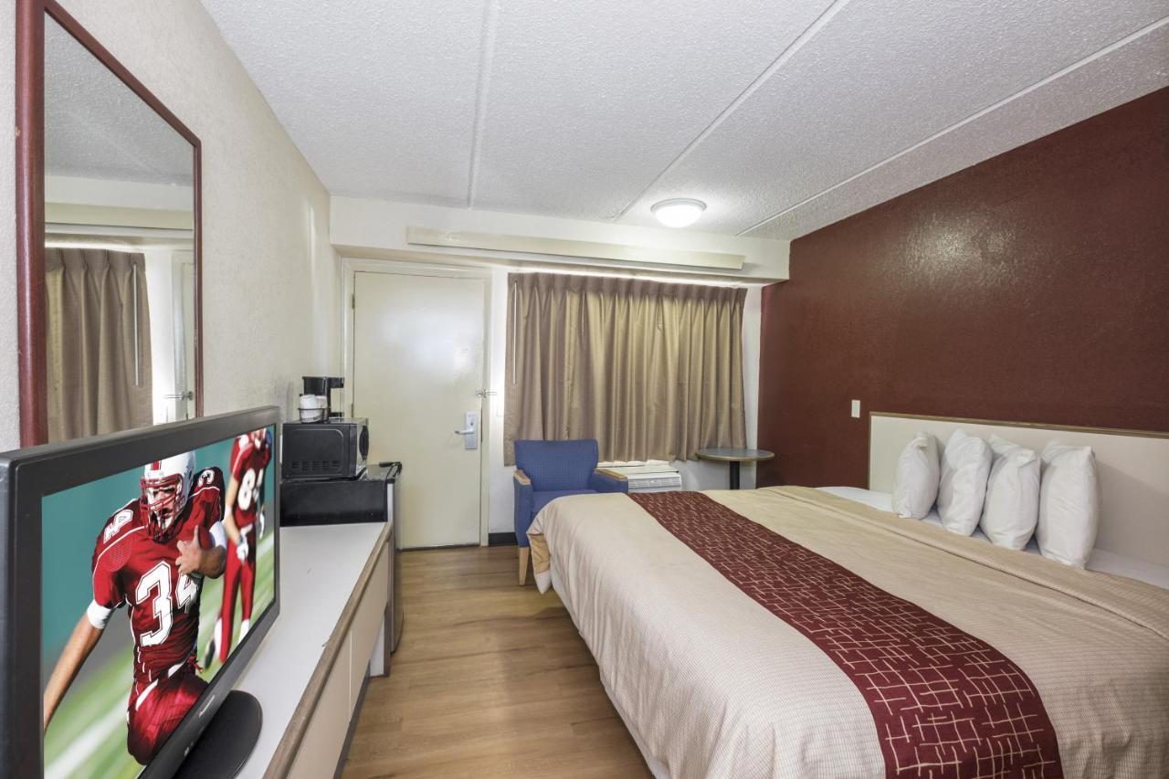 Red Roof Inn Atlanta-נורקרוס מראה חיצוני תמונה