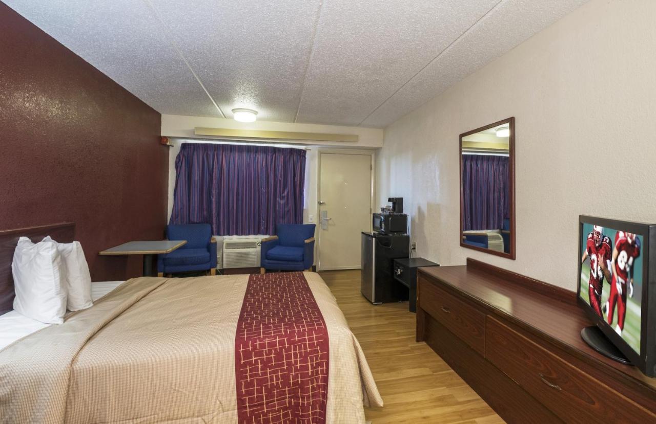 Red Roof Inn Atlanta-נורקרוס מראה חיצוני תמונה
