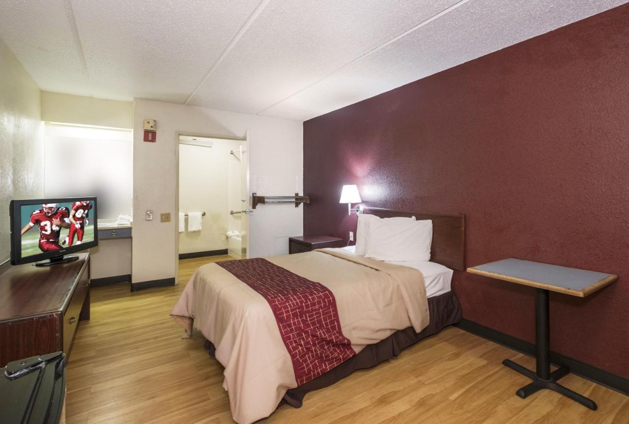 Red Roof Inn Atlanta-נורקרוס מראה חיצוני תמונה