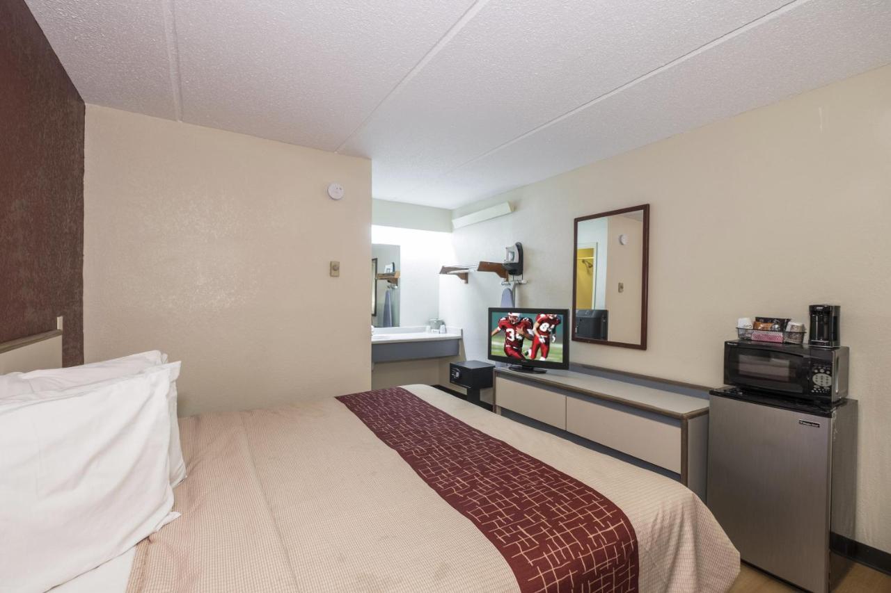 Red Roof Inn Atlanta-נורקרוס מראה חיצוני תמונה